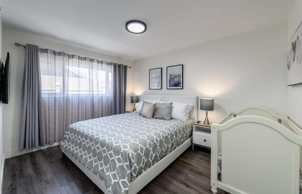 Spacious Disneyland 5 Bedroom 4 Bath House With Game Room 애너하임 외부 사진