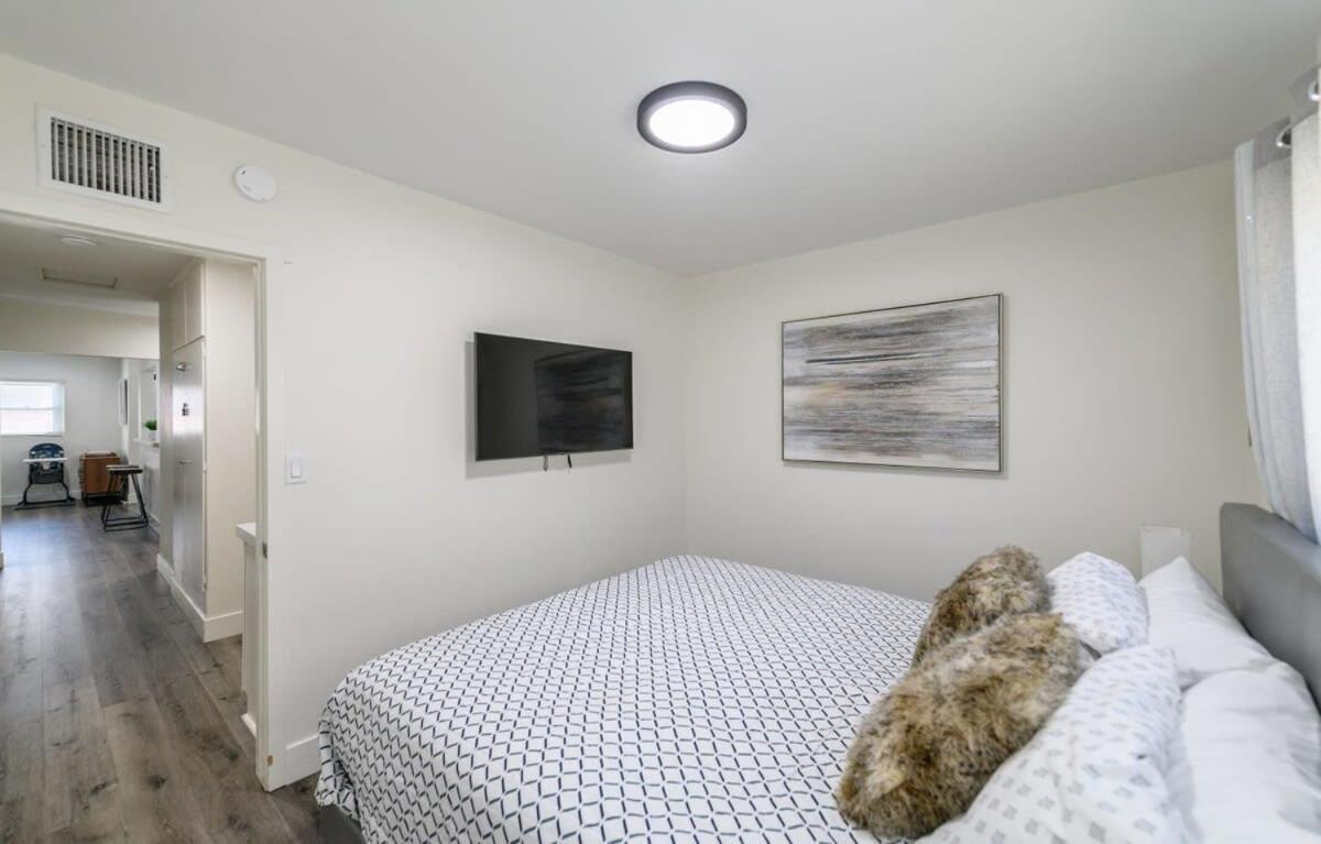 Spacious Disneyland 5 Bedroom 4 Bath House With Game Room 애너하임 외부 사진