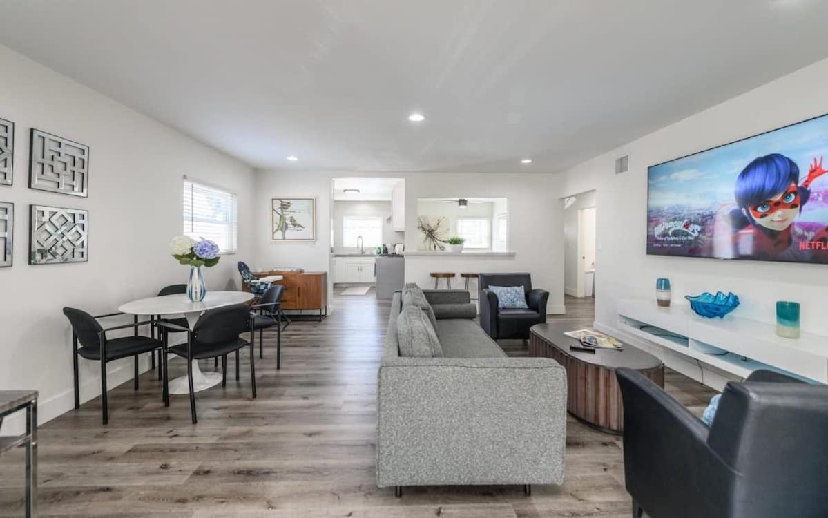 Spacious Disneyland 5 Bedroom 4 Bath House With Game Room 애너하임 외부 사진