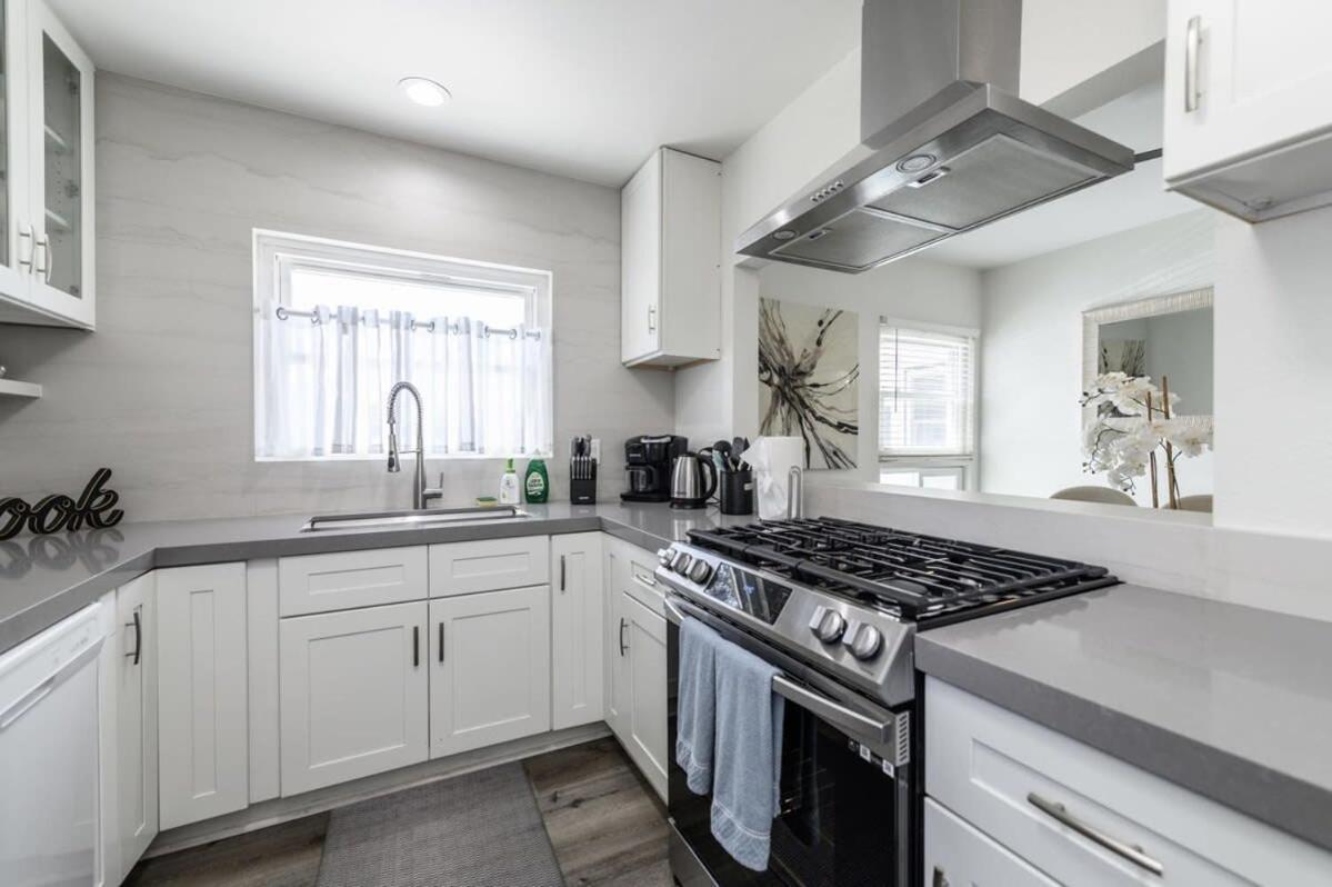 Spacious Disneyland 5 Bedroom 4 Bath House With Game Room 애너하임 외부 사진